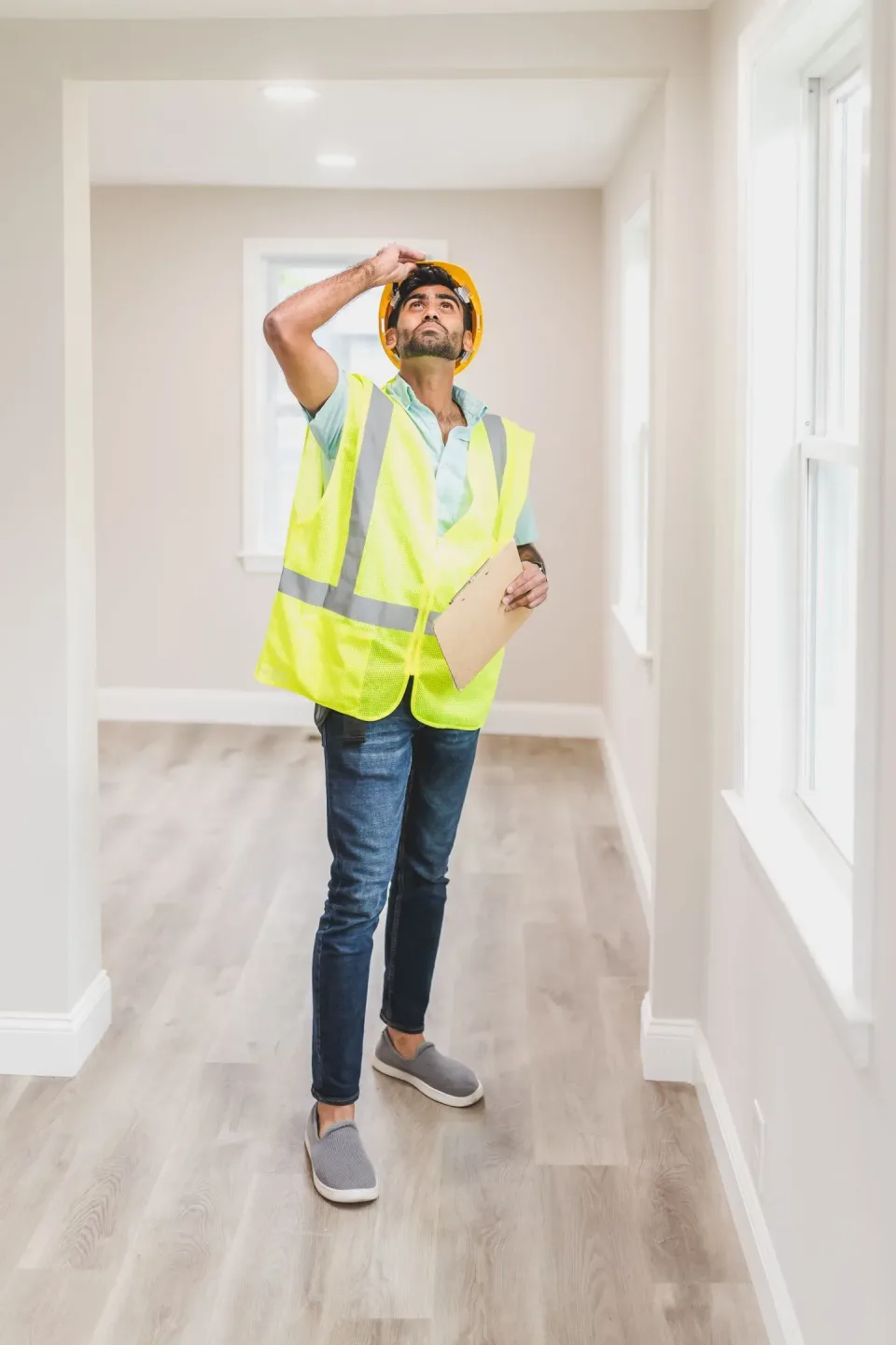 Pest Control Technician — Home Inspection — Pest Control Technician, Hard Hat, Safety Vest, Pest Control, Pest Control in Br…